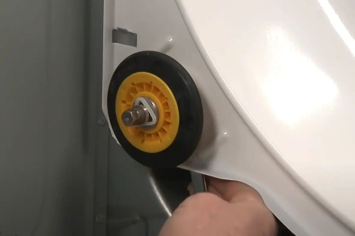 Image of Defective Drum Support Roller