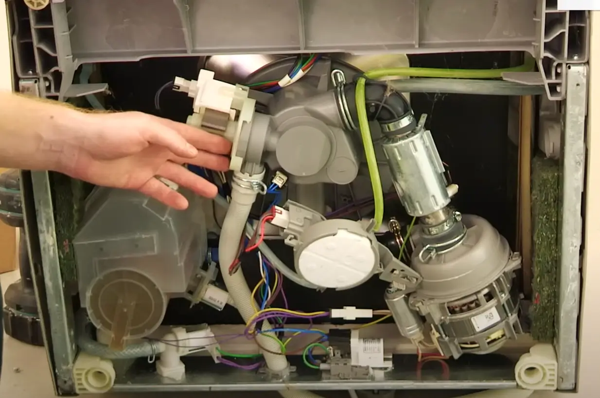 Image of dishwasher faulty motor or pump